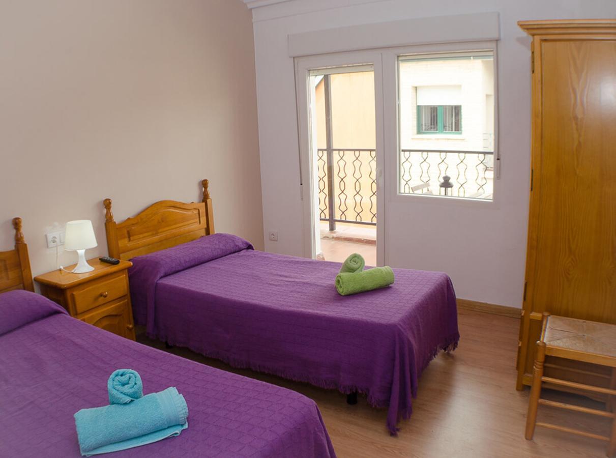 Hostal Los Calatravos Alcañiz Exterior foto