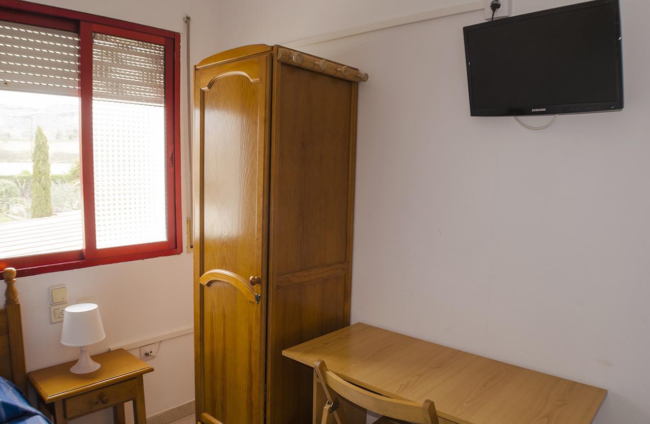 Hostal Los Calatravos Alcañiz Exterior foto
